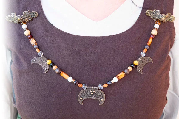 Wikinger Schmuck und Mittelalter Schmuck